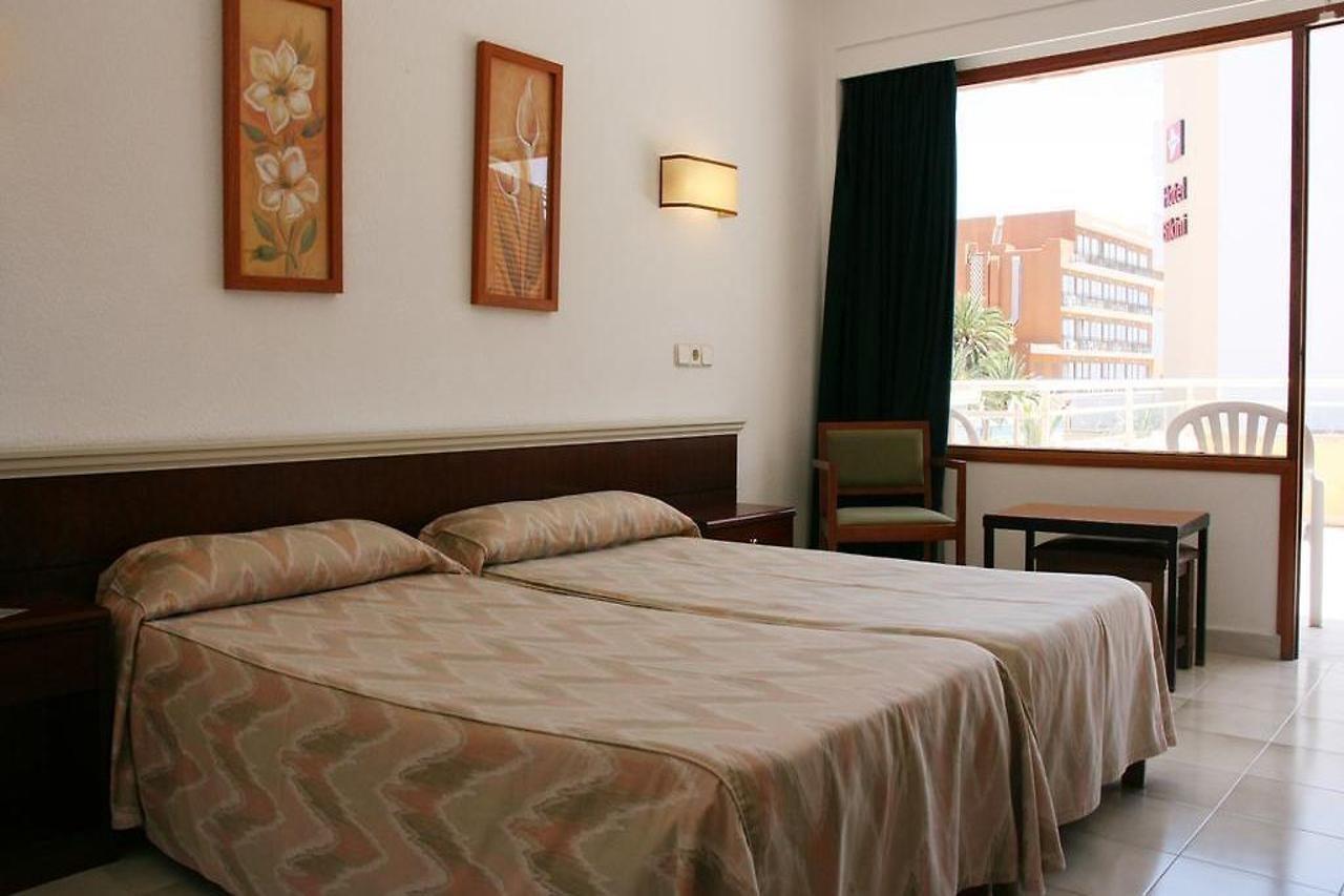Hotel La Nina Cala Millor  Luaran gambar